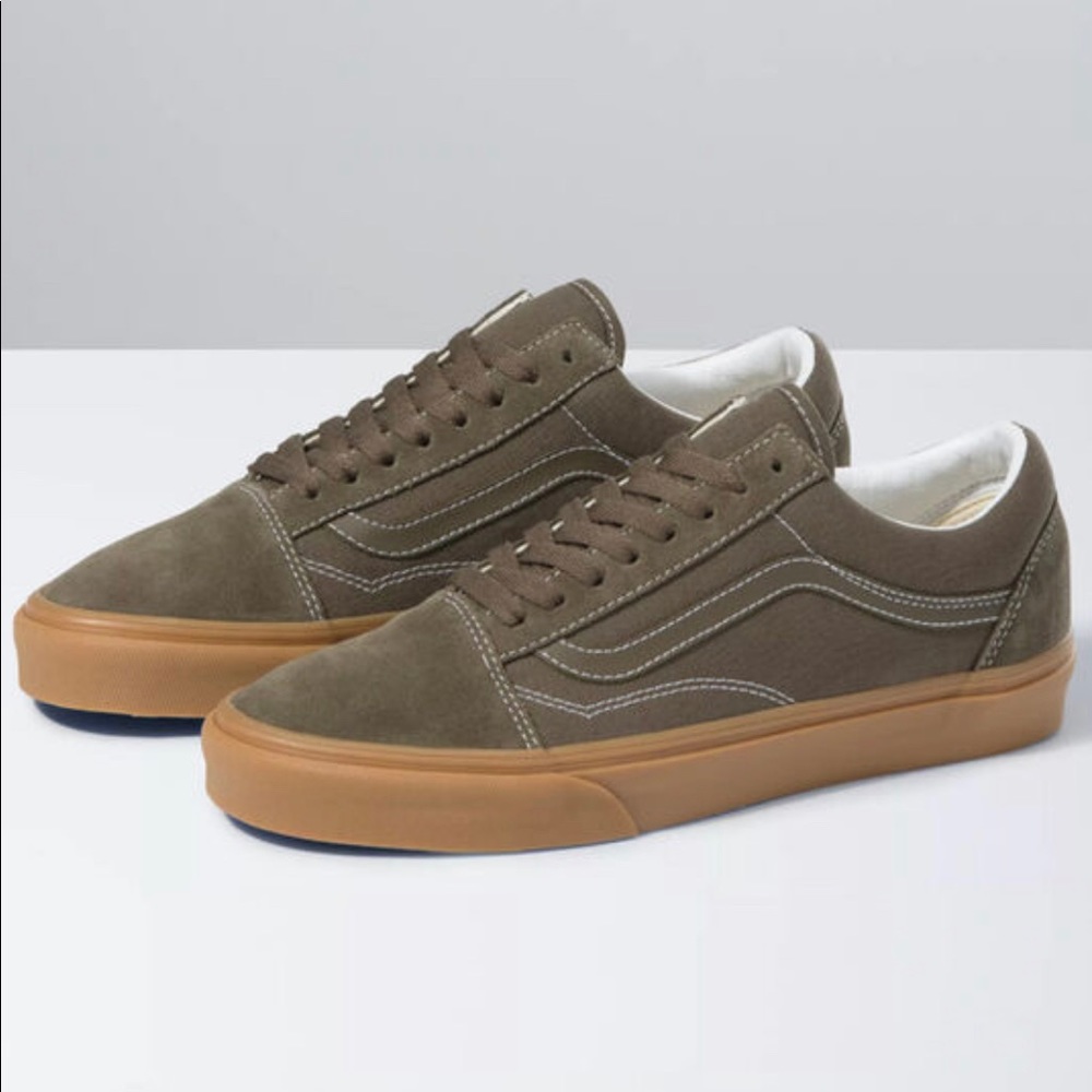 Gum sole vans